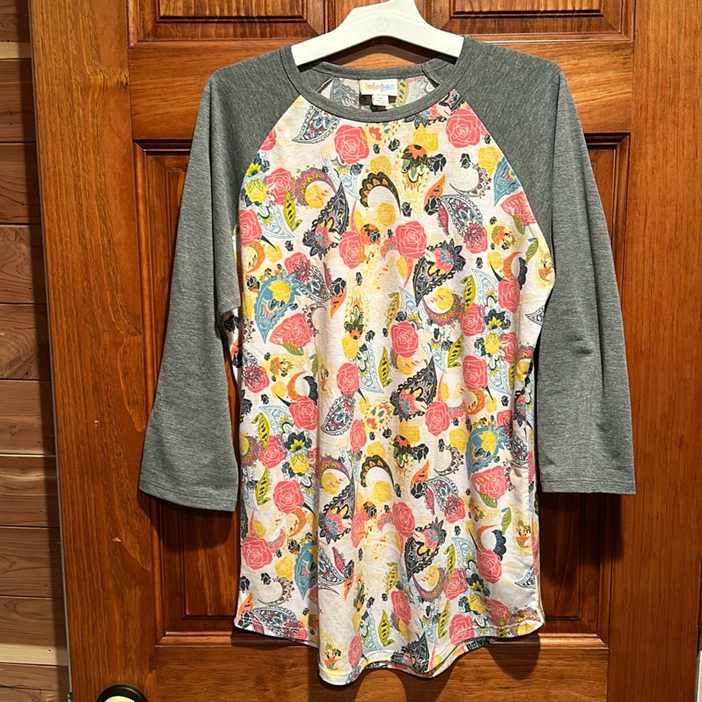 Paisley LuLaRoe 3/4 Baseball style tee